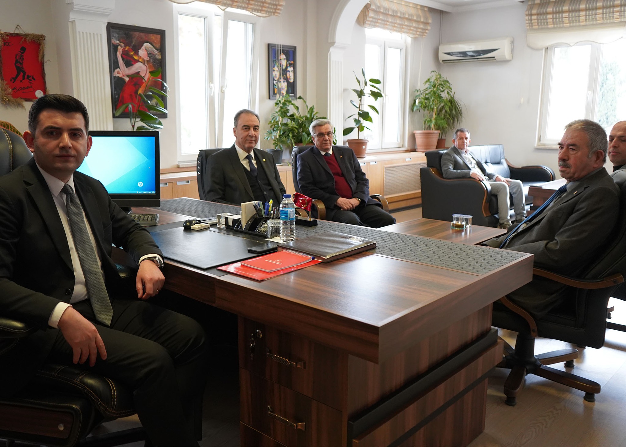 481156482 970560101844140 3128992574027951426 n