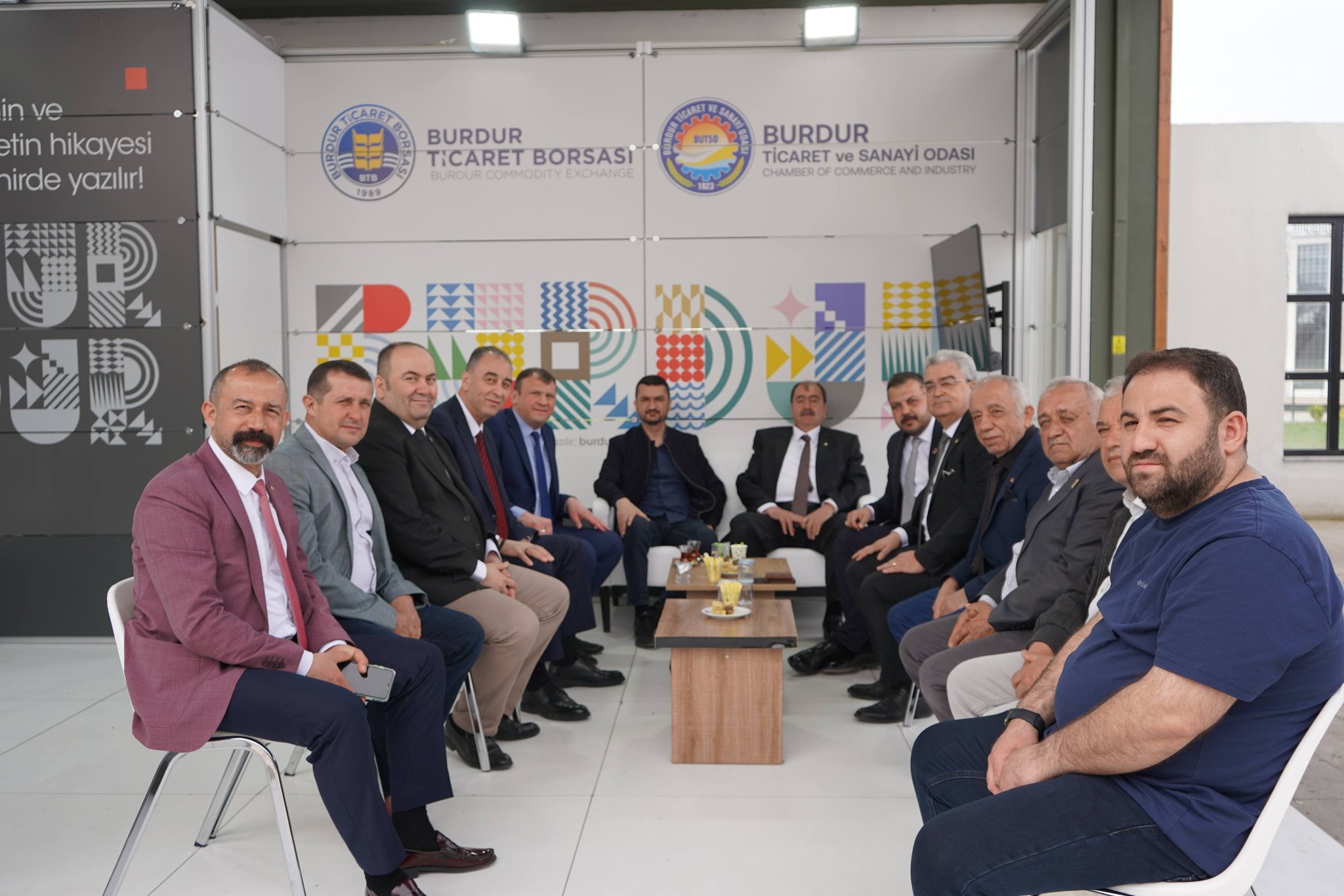 671629553 1285715840328563 454084113485672355 n